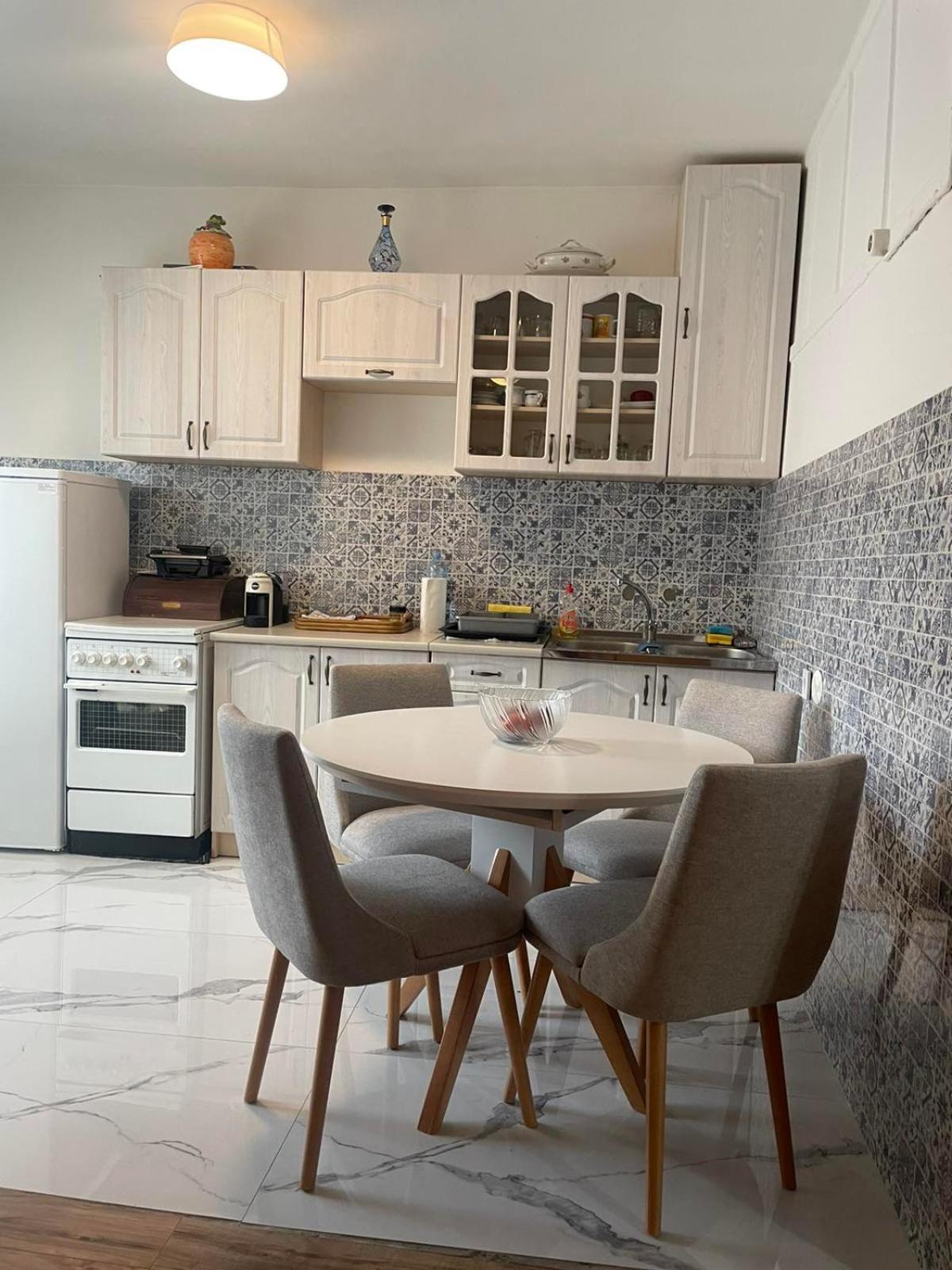 Apartment Vrbisao Cetinje Bagian luar foto